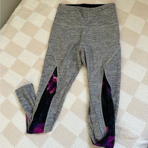 VS PINK leggings with mesh details